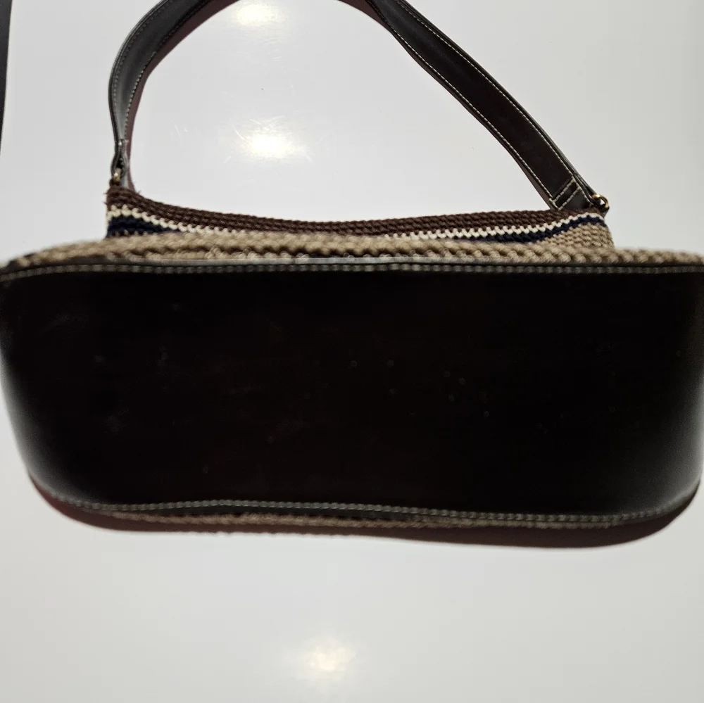 Woven The Sak Stripe Handbag - Picture 4 of 10